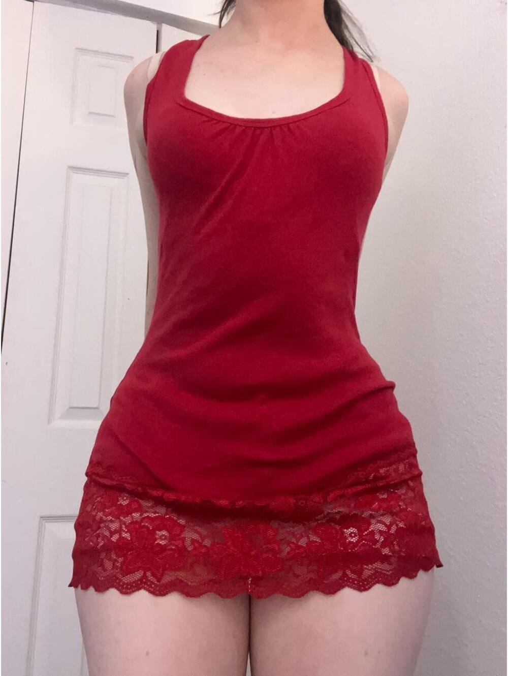 Red fitted lace tank top